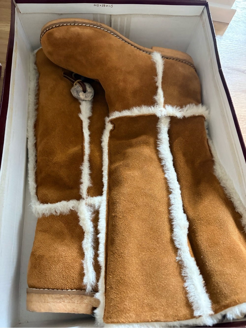 Vintage new Etienne Aigner shearling halifax boots size 7 side sheepskin